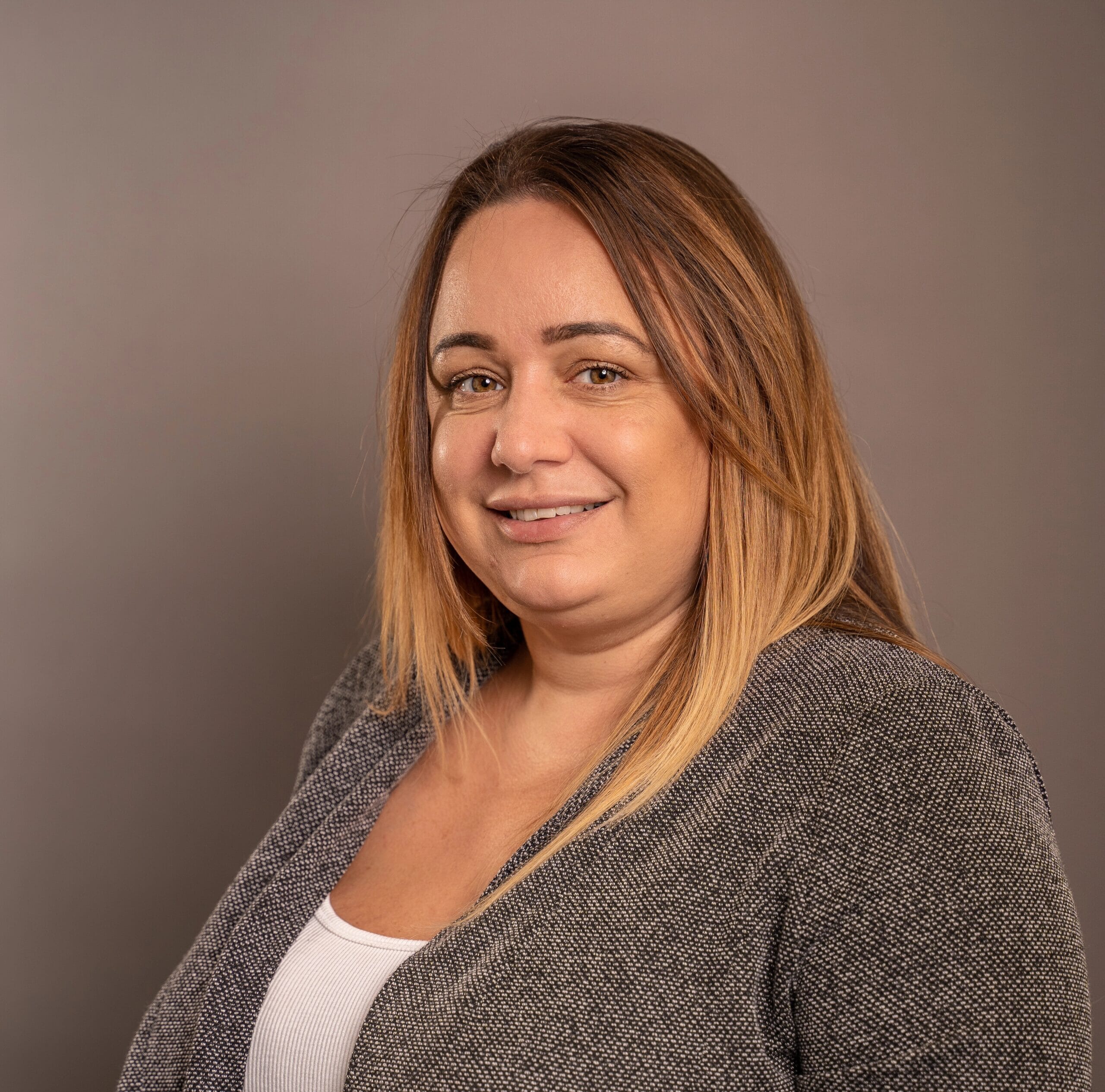 RE-Recruitment3179-scaled