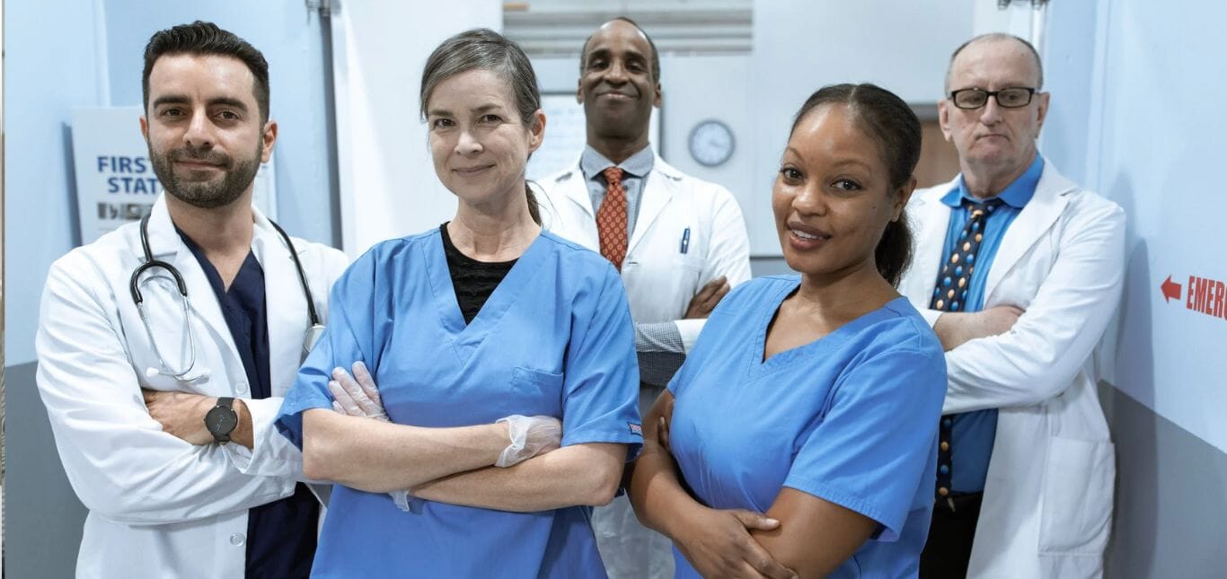 How-to-Build-a-Career-in-Nursing-Steps-and-Tips