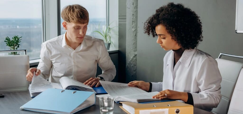 Is-hospital-or-nursing-management-a-good-career-path.jpg?w=1024&h=484&scale Is-hospital-or-nursing-management-a-good-career-path.jpg?w=1024&h=484&scale